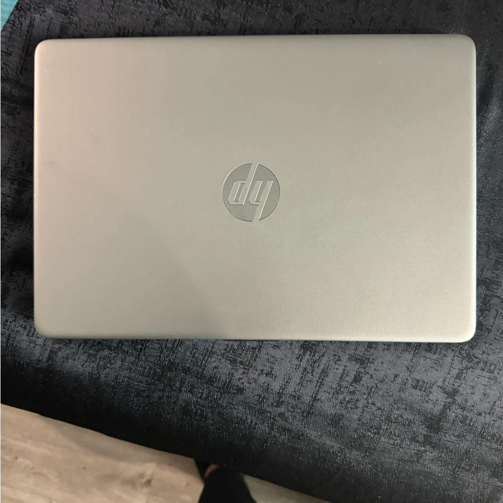 Brand new hp laptop in a new condition no scratches or marks on the computer